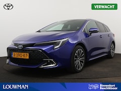 Toyota Corolla Touring Sports - 1.8 Hybrid First Edition | Navigatie | Camera | Parkeersensoren | LM velgen | Stoelverwarm