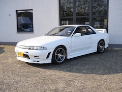 Nissan GT-R - SKYLINE R32-GTR