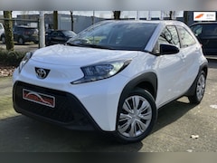 Toyota Aygo X - 1.0 VVT-i MT Play Camera Carplay Cruise