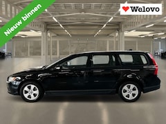 Volvo V70 - 2.5FT Kinetic BTW auto, Rijklaar+Garantie, trekhaak