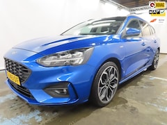 Ford Focus Wagon - 1.5 EcoBoost ST Line Business / Pano / LED / B&O / 18"LMV / Camera / Winter / TechnologyPa