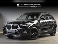 BMW X1 - xDrive25e / Sport line / Navigatie / LED / Stoelverwarming