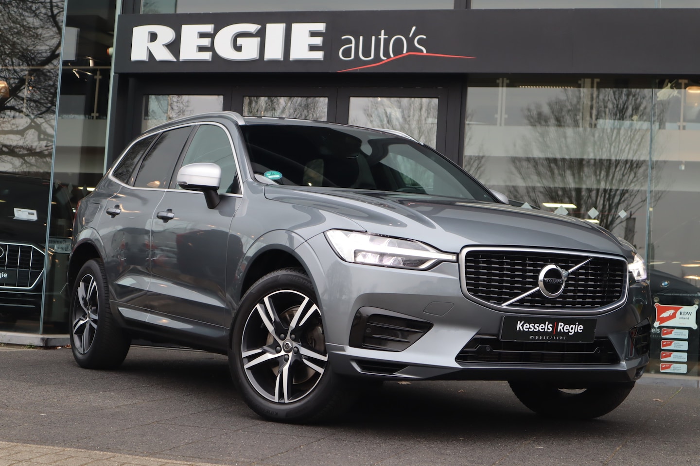 Volvo XC60 - 2.0 T5 R-Design Navi Leer LED Camera - AutoWereld.nl