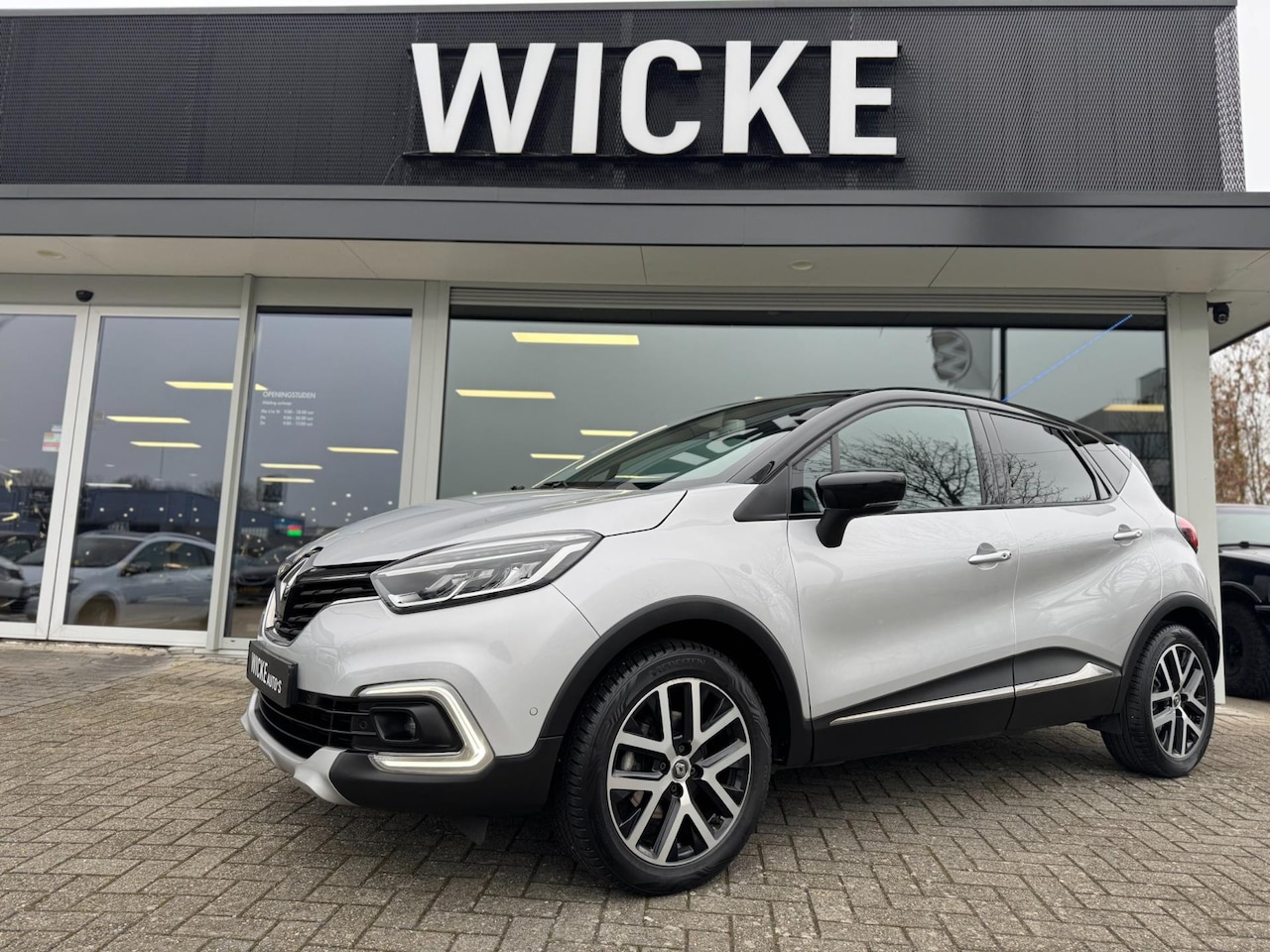 Renault Captur - 1.2 TCe Bose Automaat Camera Navigatie Led Leder - AutoWereld.nl