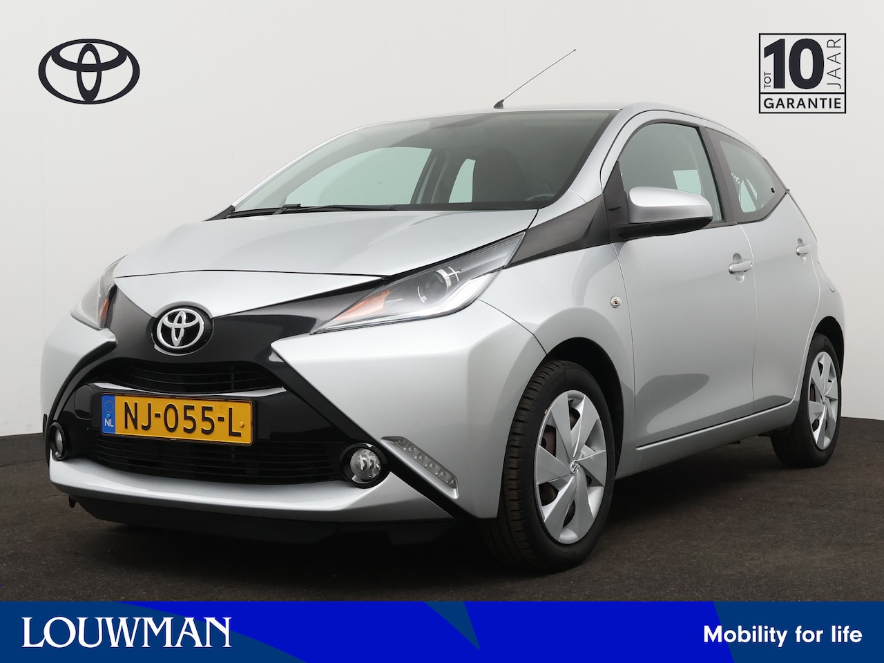 Toyota Aygo - 1.0 VVT-i x-play | Navigatie | Camera | Airco | - AutoWereld.nl