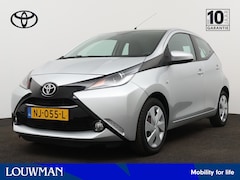 Toyota Aygo - 1.0 VVT-i x-play | Navigatie | Camera | Airco |