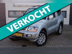 Mitsubishi Pajero - 3.5 V6 GLS Youngtimer/navi/trekhaak/dealer onderhouden