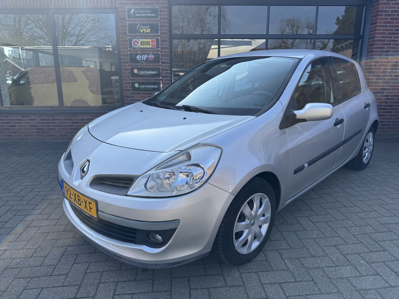 Renault Clio - 1.4-16V Dynamique 1.4-16V Dynamique - AutoWereld.nl