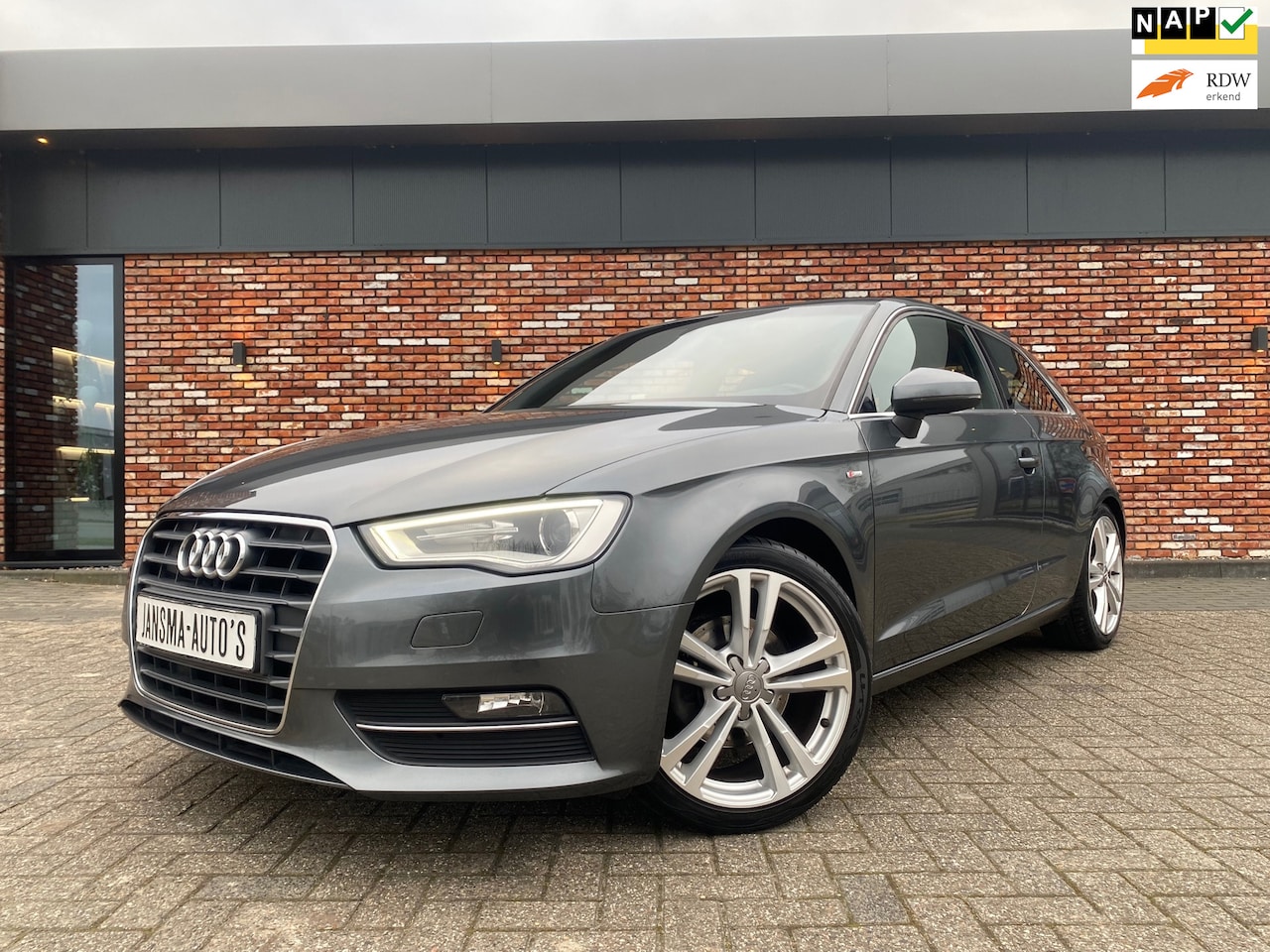 Audi A3 - 1.4 TFSI CoD Ambition Pro Line S-LINE LED 128000KM! - AutoWereld.nl