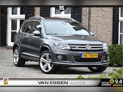 Volkswagen Tiguan - 1.4 TSI R-Line Edition Pano Dak Xenon Navigatie Trekhaak 19 Inch NL-Auto