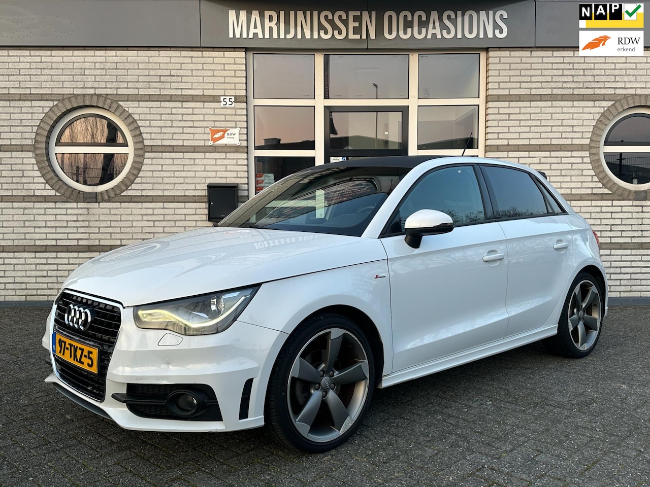 Audi A1 Sportback - 1.4 TFSI Pro Line S |Navi,PDC,Cruise| - AutoWereld.nl