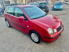 Volkswagen Polo - 1.4-16V Comfortline