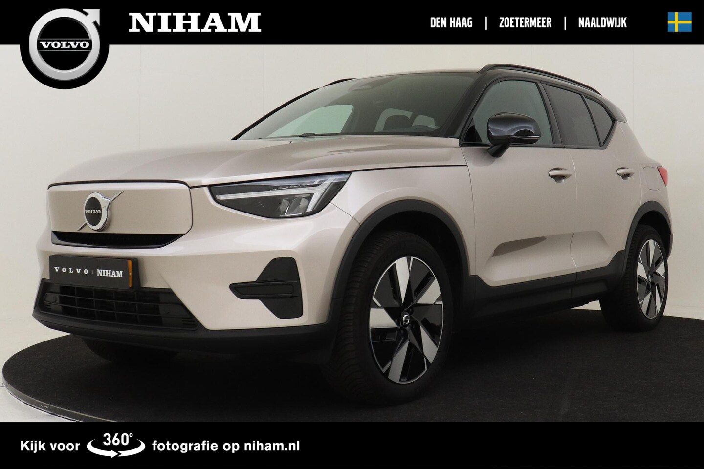 Volvo XC40 - Single Motor Plus 69 kWh -CAMERA|WARMTEPOMP|ADAP.CRUISE|BLIS|KEY-LESS - AutoWereld.nl