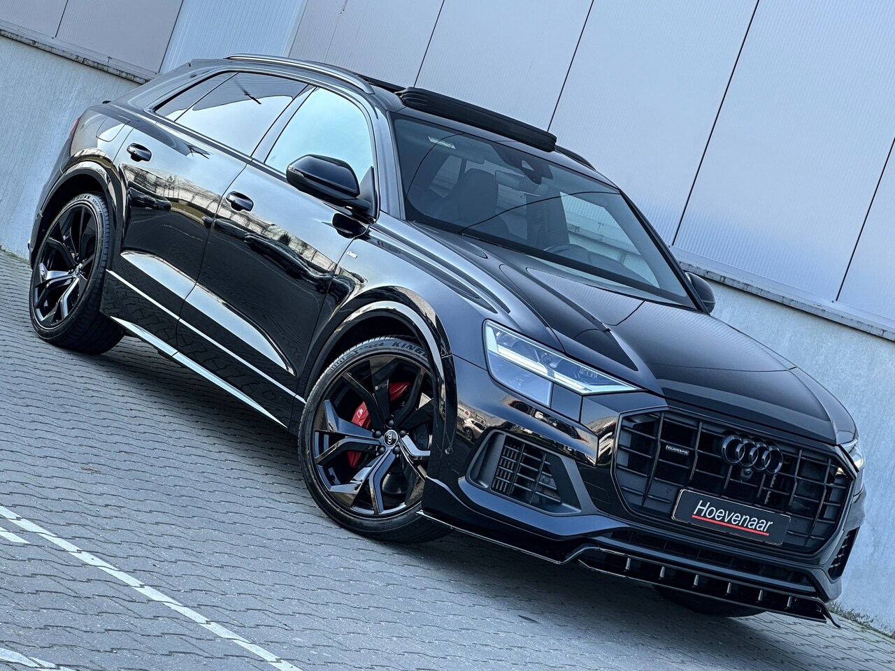 Audi Q8 - 55 TFSI e 22Inch SQ8 Dif S-line Rs-intr Pano Lucht 381Pk - AutoWereld.nl