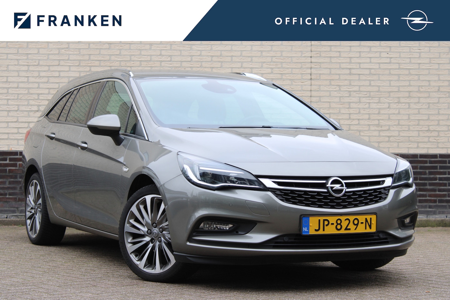 Opel Astra Sports Tourer - 1.4 Innovation | Dealer onderhouden | Camera | BLIS | Navigatie - AutoWereld.nl