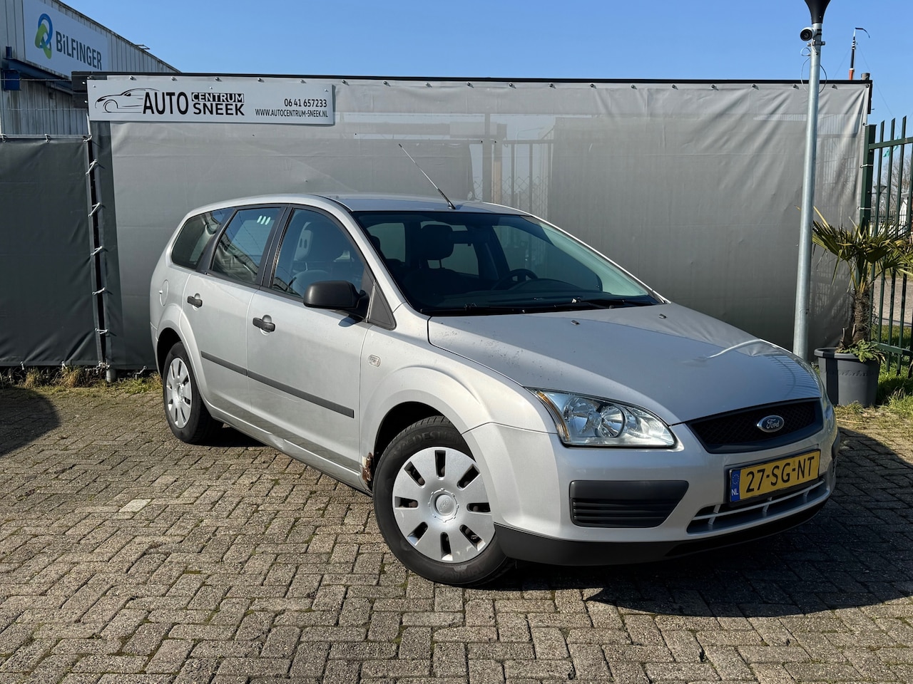 Ford Focus Wagon - 1.6-16V Champion - NWE APK - Airco - Cruise - AutoWereld.nl