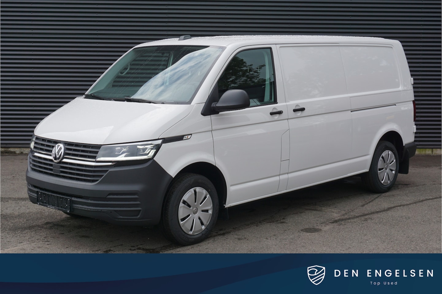 Volkswagen Transporter - 30 | L2H1 | DSG | App-Connect | Dubbele Schuifdeur | Camera | Stoelverwarming | Trekhaak - AutoWereld.nl