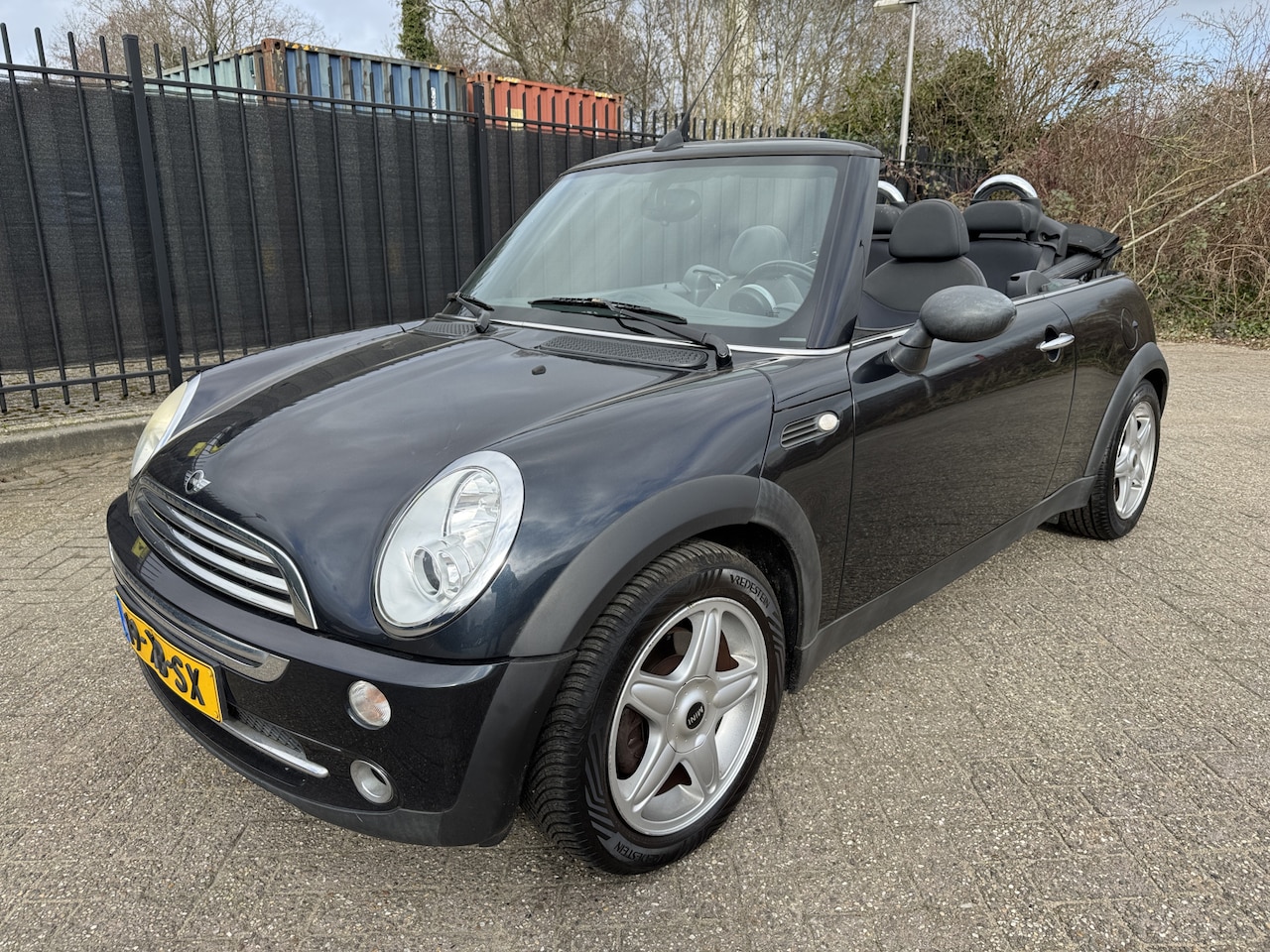 MINI Cabrio - Mini 1.6 One Pepper Cruise/AC/LMV/PDC - AutoWereld.nl