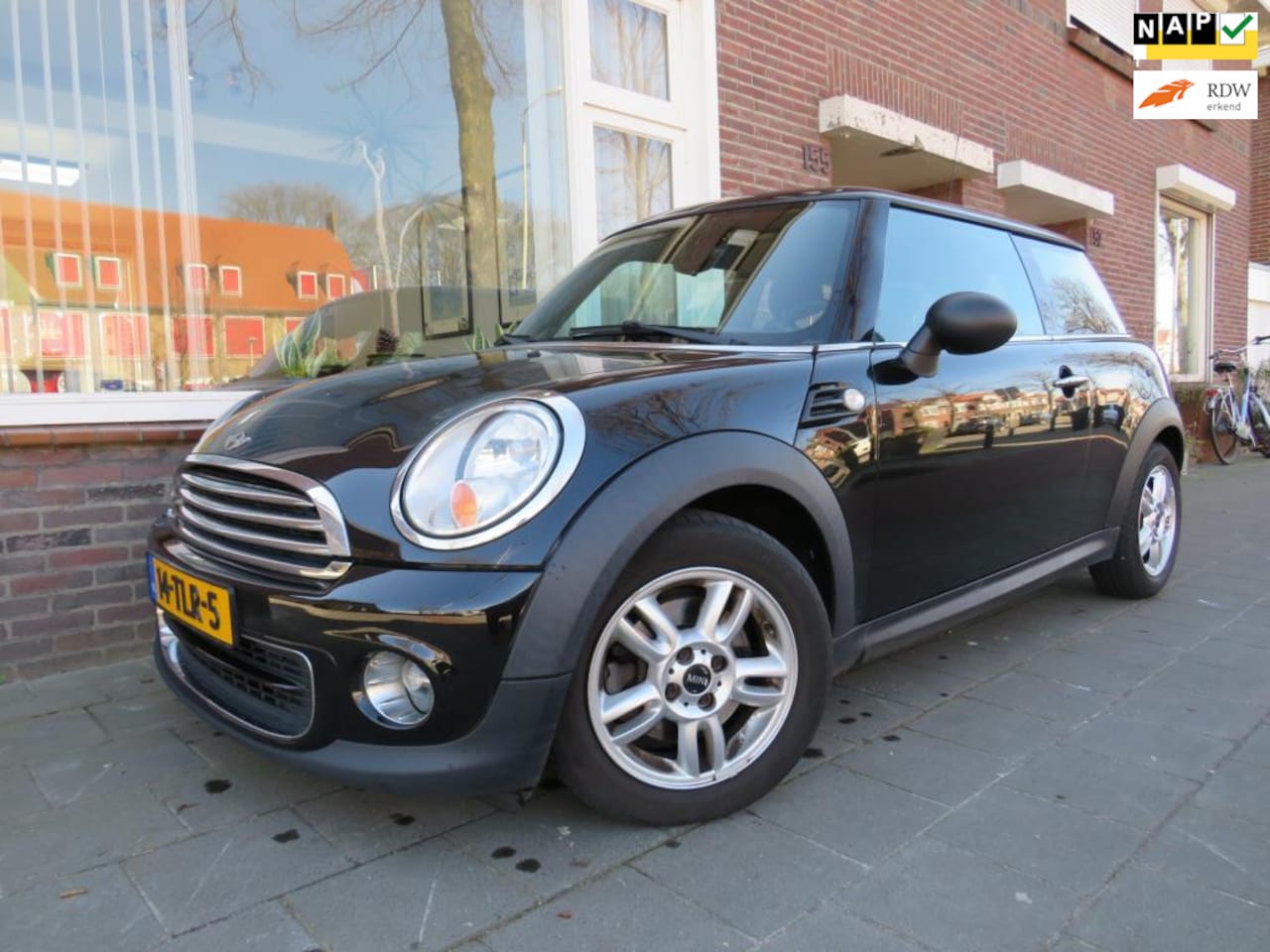 MINI One - Mini 1.6 Business Line TIK IN MOTOR !!!! - AutoWereld.nl