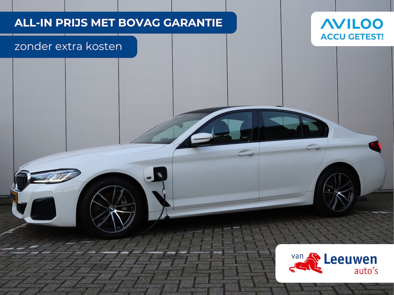 BMW 5-serie - 545e xDrive | H&K | Head-up | Parkeercamera | M-sport | Leder - AutoWereld.nl