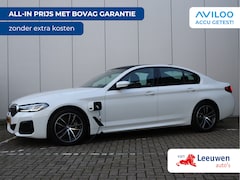 BMW 5-serie - 545e xDrive | H&K | Head-up | Parkeercamera | M-sport | Leder