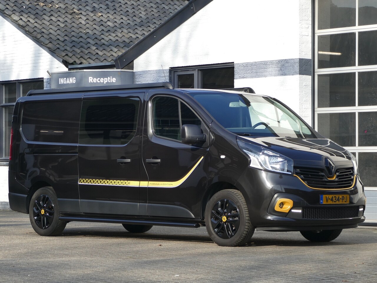 Renault Trafic - 1.6 dCi T29 L2H1 DC Formula Edition Yellow Energy 1.6 dCi T29 L2H1 DC Formula Edition Yellow Energy - AutoWereld.nl