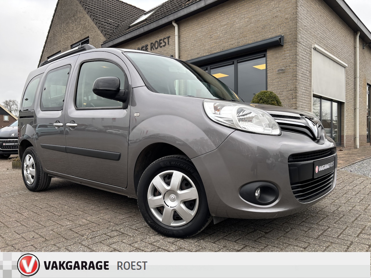 Renault Kangoo Family - 1.2 TCe Limited Airco / Cruise control / Bluetooth - AutoWereld.nl