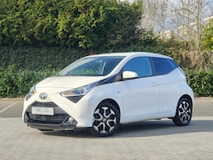 Toyota Aygo - 1.0 VVT-i X-JOY CARPLAY - CAMERA - AUTOMAAT