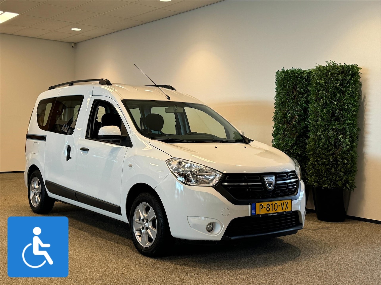 Dacia Dokker - Rolstoelauto 3+1 of 5+0 - AutoWereld.nl