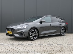 Ford Focus Wagon - 1.0 EcoBoost ST Line | Winterpack | Keyless | 18 Inch | Privacy Glass | Climate Control |