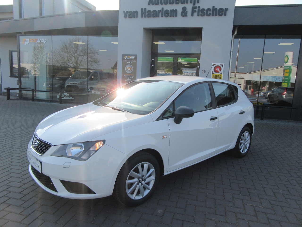 Seat Ibiza - 1.0 MPI Reference 1.0 MPI Reference, Airco, LM velgen, Stoelverwarming - AutoWereld.nl