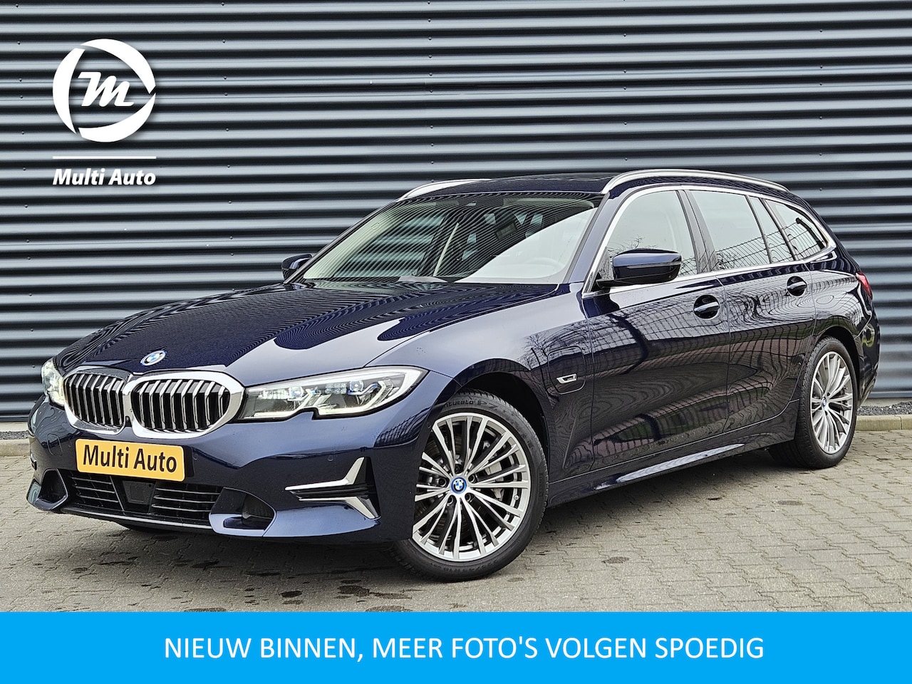 BMW 3-serie Touring - 330e Luxury Line Plug In Hybrid 293pk PHEV | Panodak | Laser LED | Adaptive Onderstel | 36 - AutoWereld.nl