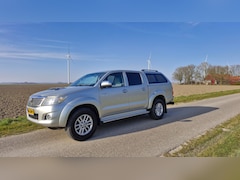 Toyota HiLux - 3.0 D-4D SR DC 177PK (126KW) - Dubbel Cabin - AUTOMAAT - btw vrij