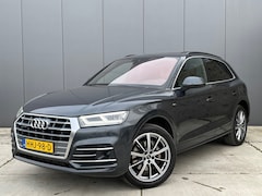 Audi Q5 - 50 TFSI e quattro S edition / Panoramadak / Trekhaak