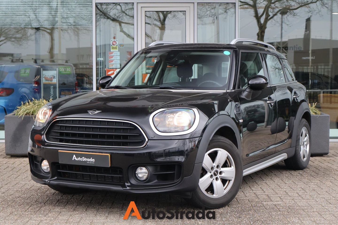 MINI Countryman - Mini (f60) 1.5 Cooper 136pk | Carplay | Navi | Cruise | Airco | Keyless Go - AutoWereld.nl