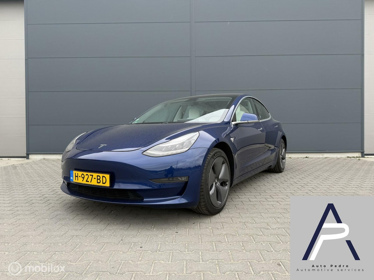 Tesla Model 3 - Long Range RWD Long Range AWD 75 kWh TREKHAAK WIT LEDER Incl BTW - AutoWereld.nl