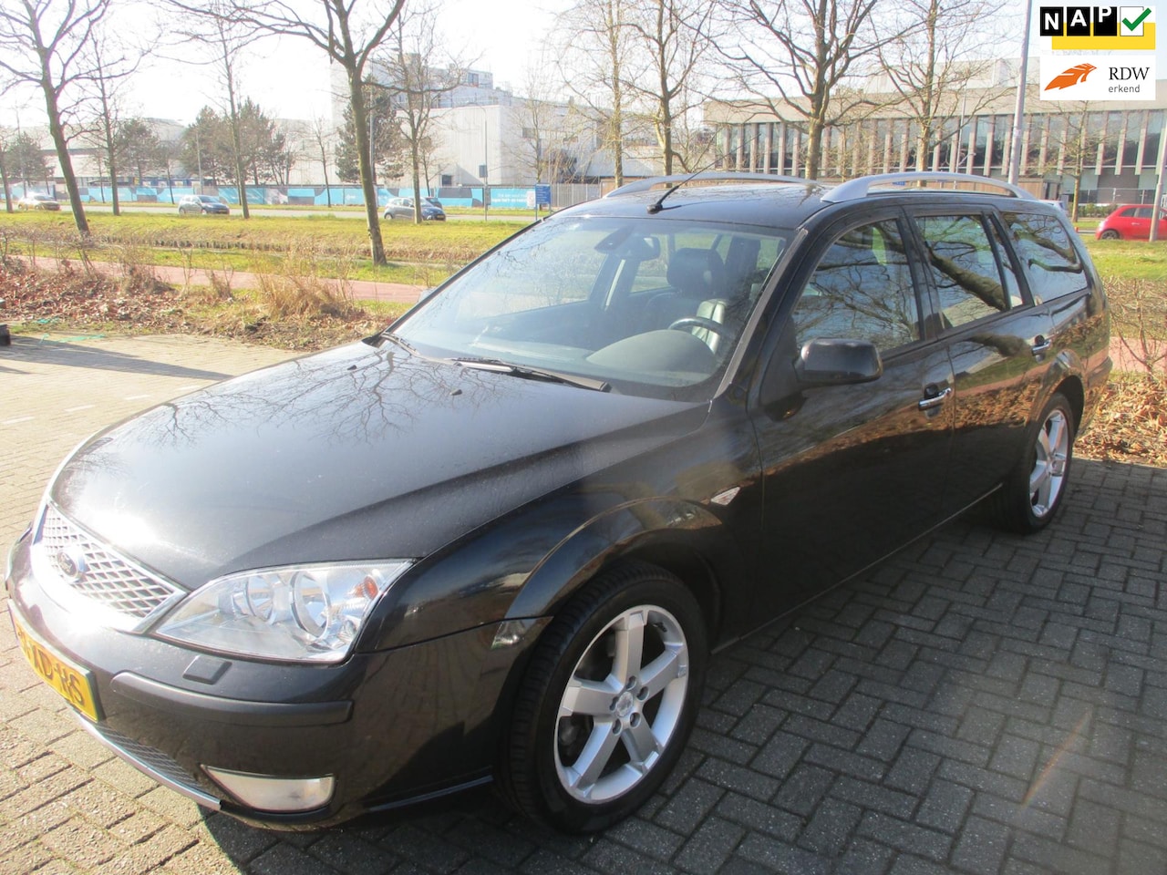 Ford Mondeo Wagon - 1.8-16V Platinum 1.8-16V Platinum - AutoWereld.nl