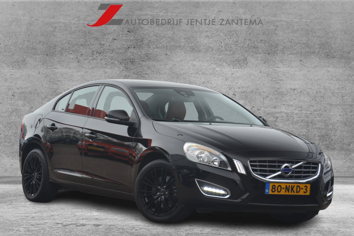 Volvo S60 - 2.0T Intro Edition | Navigatie | Leer | Clima | Cruise-control | PDC | NL auto!! | - AutoWereld.nl