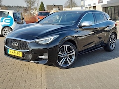 Infiniti Q30 - 1.6T SPORT AUTOMAAT CAMERA