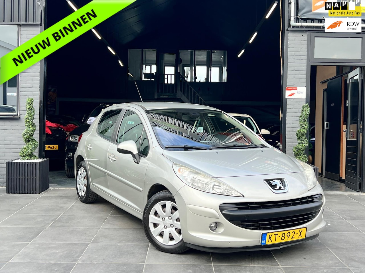 Peugeot 207 - 1.4-16V XR|Airco|Cruise control|5 Deuren|APK|PDC - AutoWereld.nl