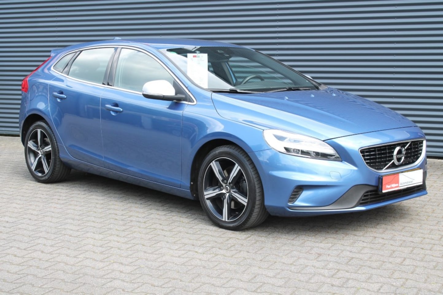 Volvo V40 - V40 2.0 T4 Business Sport R-Design - AutoWereld.nl
