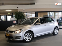 Volkswagen Golf - 1.2 TSI DSG Highline Navi Adaptieve Cruise PDC Stoelverwarming Trekhaak