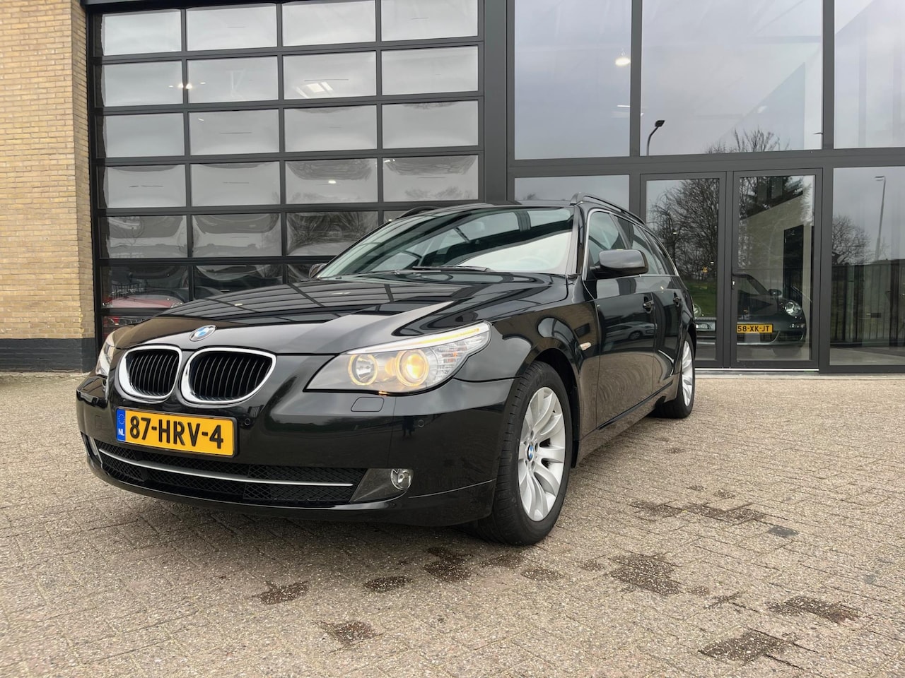 BMW 5-serie Touring - 520i Business Line 520i Business Line, YOUNGTIMER, 1 Eigenaar - AutoWereld.nl