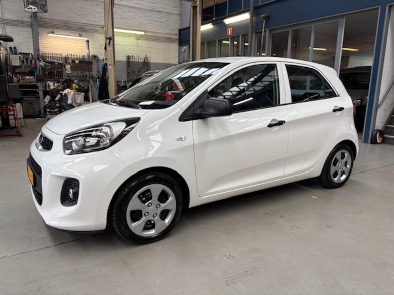 Kia Picanto - 1.0 CVVT 5-DRS EconomyLine Trekhaak,rijklaar prijs. - AutoWereld.nl