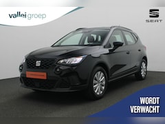 Seat Arona - 1.0 TSI 95 pk Reference | Trekhaak | Apple Carplay / Android Auto | Cruise Control