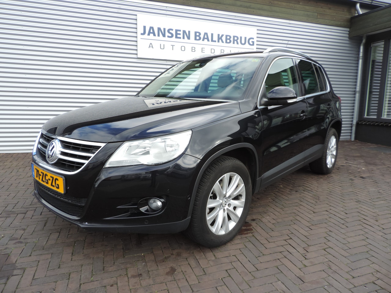 Volkswagen Tiguan - 2.0 TDI Sport&Style 4Motion - AutoWereld.nl