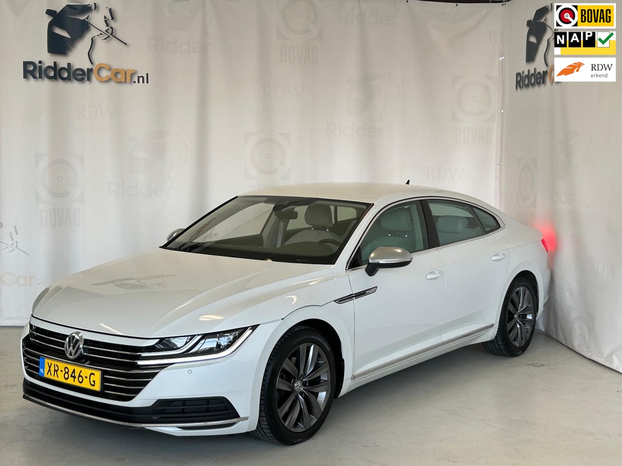 Volkswagen Arteon - 1.5 TSI Elegance Bus. R|GARANTIE|LEDER|CAMERA|CARPLAY|LED|STOELVERW - AutoWereld.nl