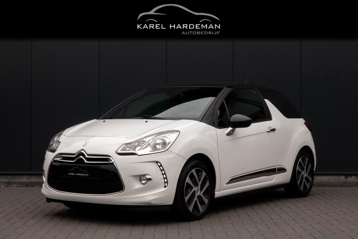 Citroën DS3 - 1.2 VTi Business | HIFI AUDIO | PDC | NAVIGATIE | BLUETOOTH - AutoWereld.nl