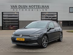 Volkswagen Golf - 1.5 eTSI Style / Carplay / Panoramadak / Stoelverwarming