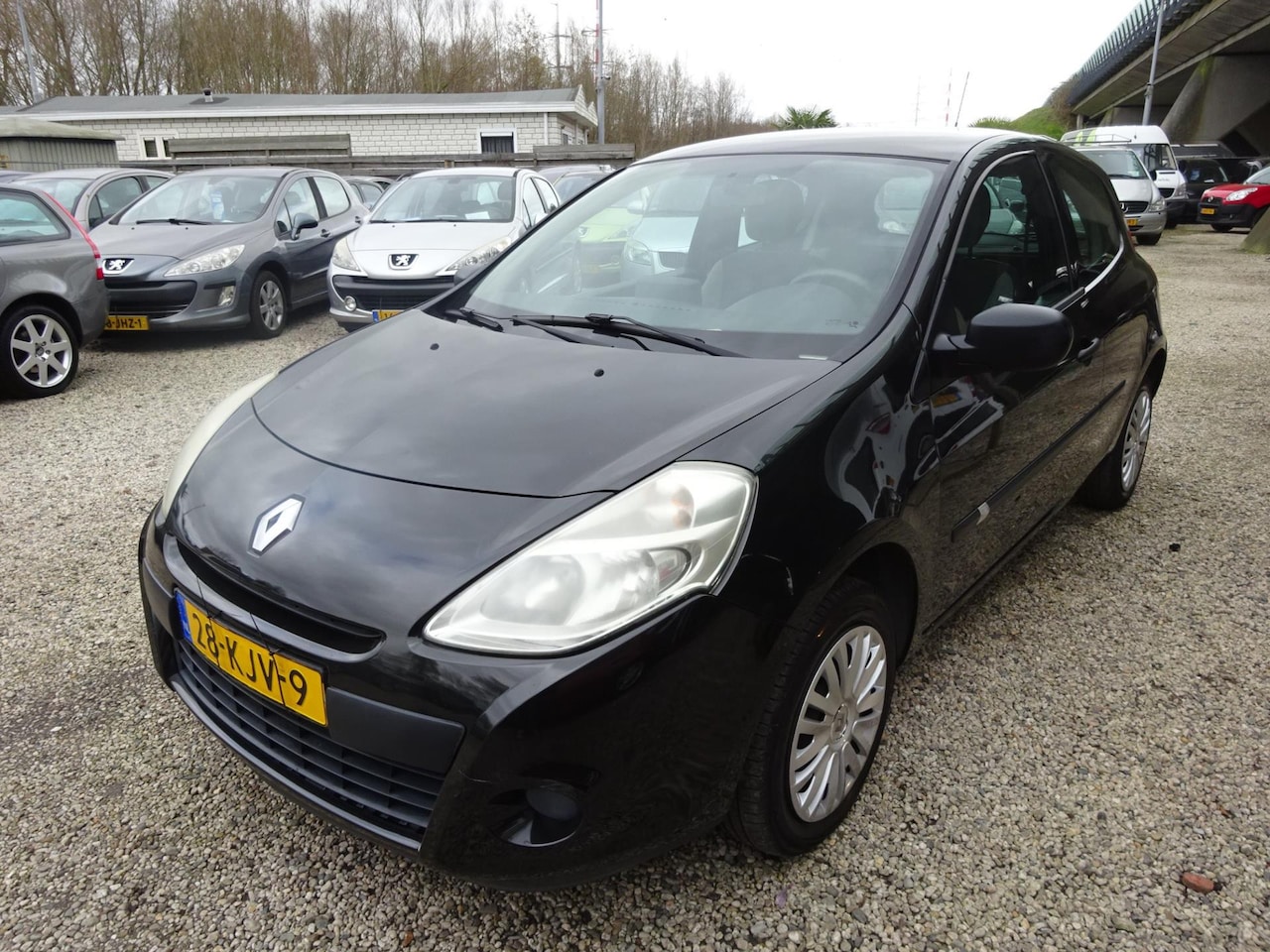 Renault Clio - 1.2 Special Line. Airco, Navigatie, Apk 11-03-2026 - AutoWereld.nl